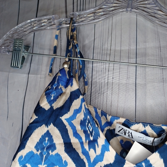 Zara The Leia Top Blue and White Patterned Women's With Tie Straps NWT - Picture 3 of 14